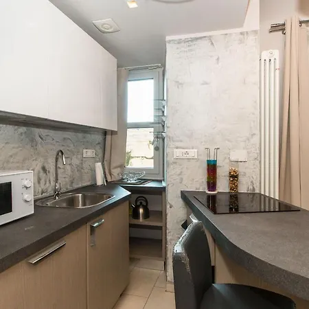Corso Vittorio & Valentino Bright Studio