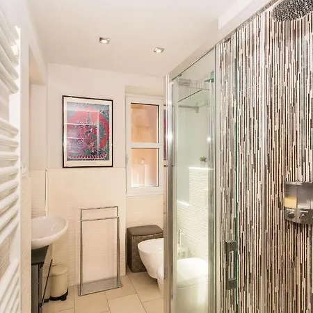 Corso Vittorio & Valentino Bright * تورينو