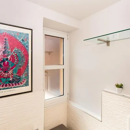 Apartment Corso Vittorio & Valentino Bright